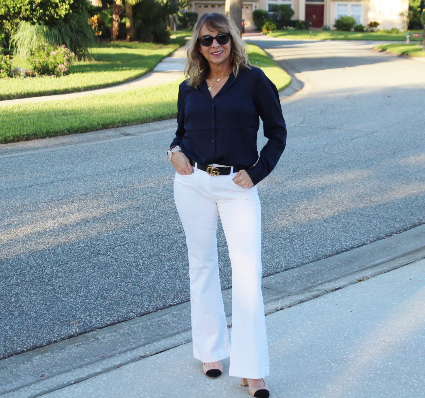 Silk Blouse + White Trousers
#falloutfitideas #workwear