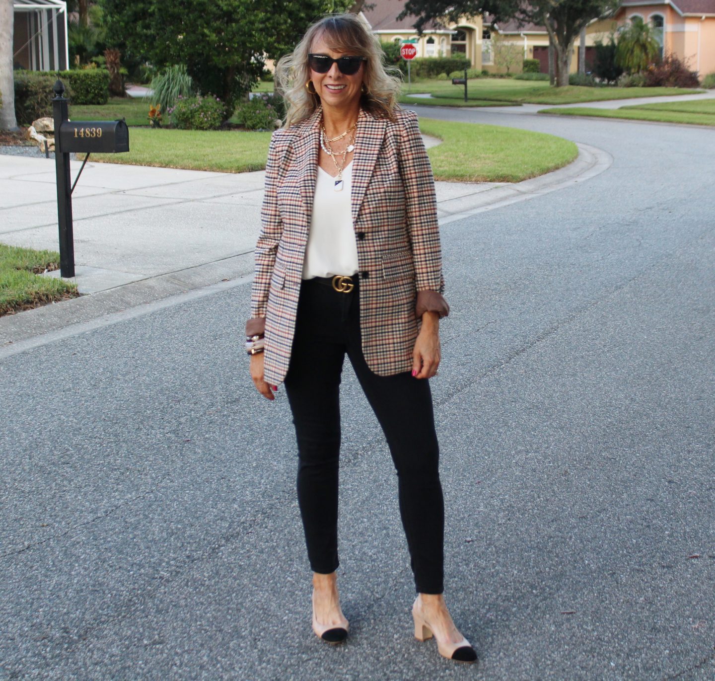 Plaid Blazer + White Cami + Black Denim + Cap Toe Sling Backs + Gucci Belt
#wardrobebasics #falloutfits