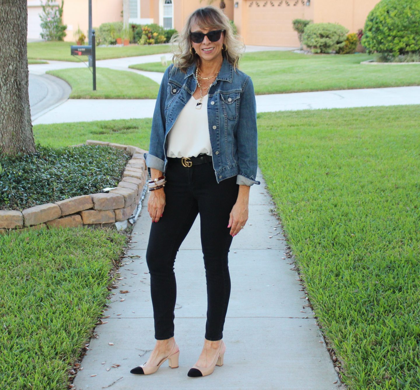 Denim Jacket + White Cami + Black Denim + Cap Toe Sling Backs + Gucci Belt
#wardrobebasics #falloutfits