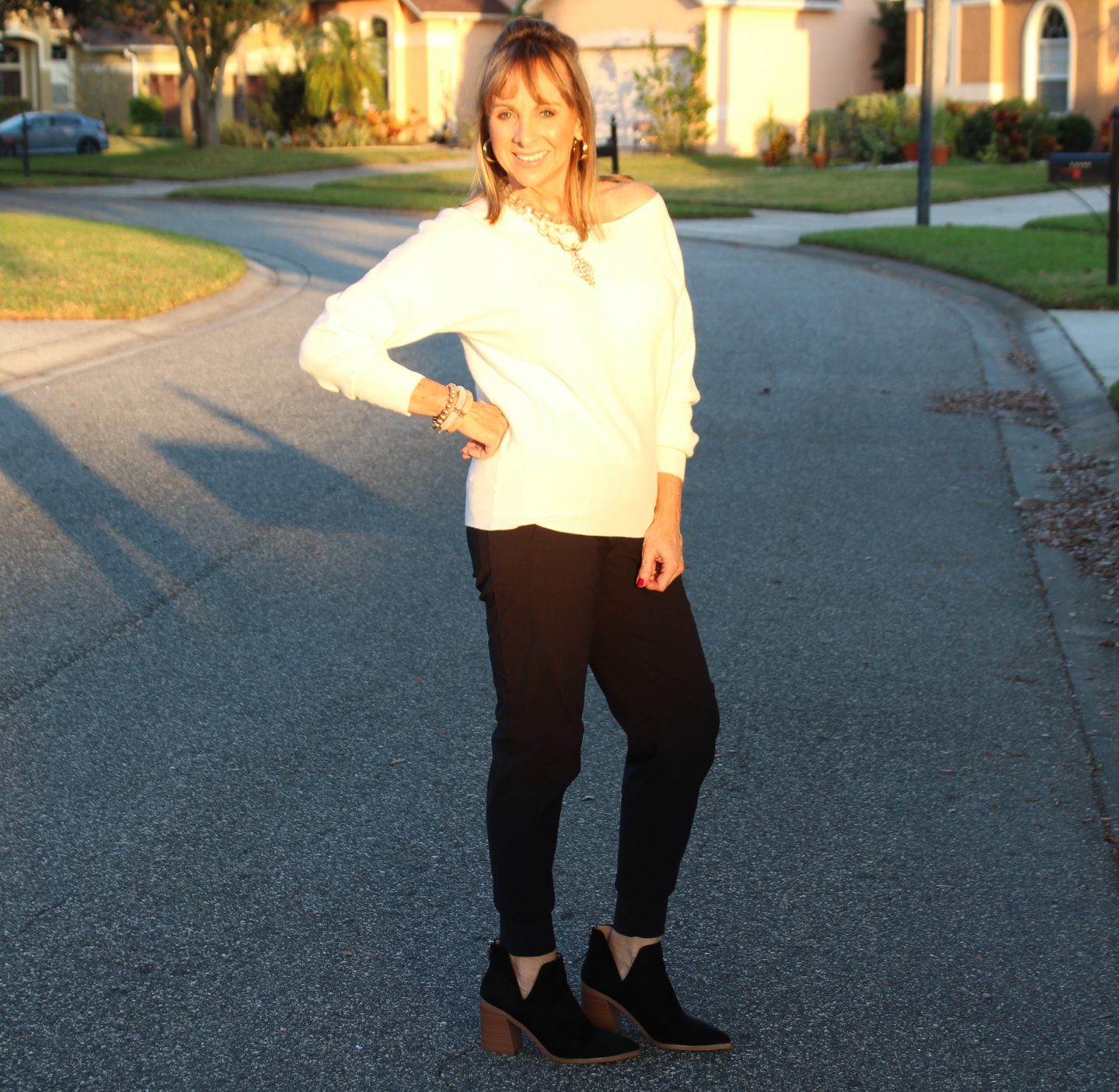 OTS sweater + Joggers + Booties
#outfitideas #joggers