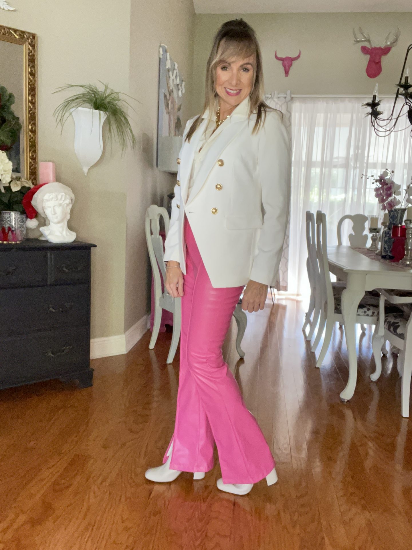 Amazon Prime Purchases
Faux leather pink pants