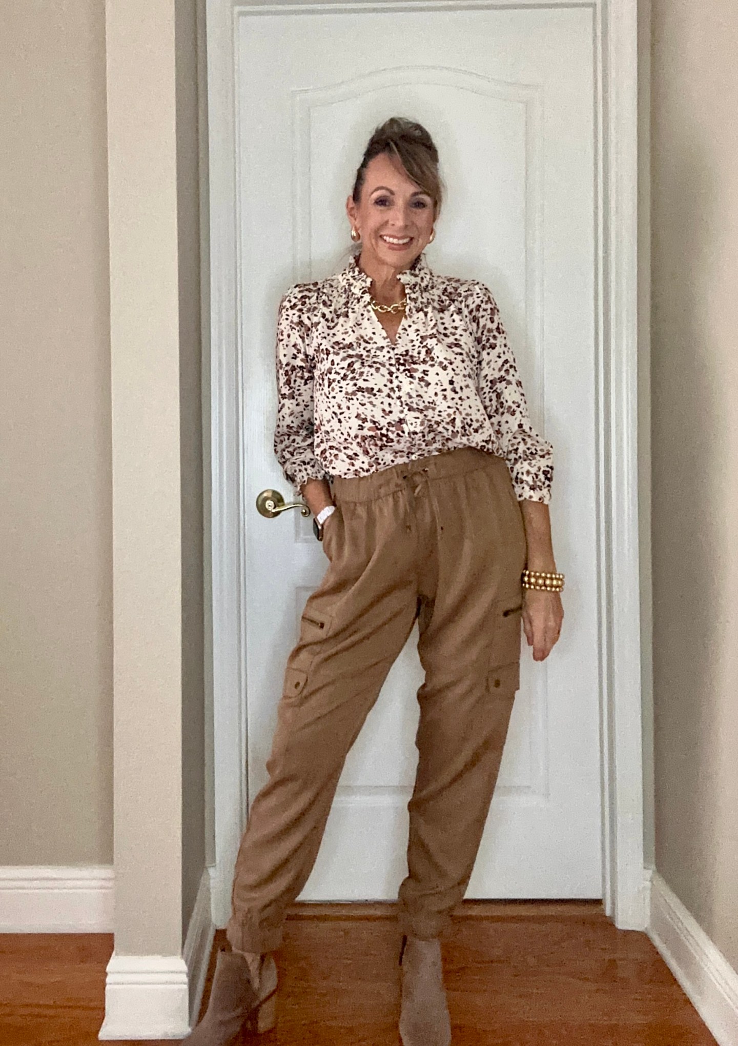 styling cargo joggers