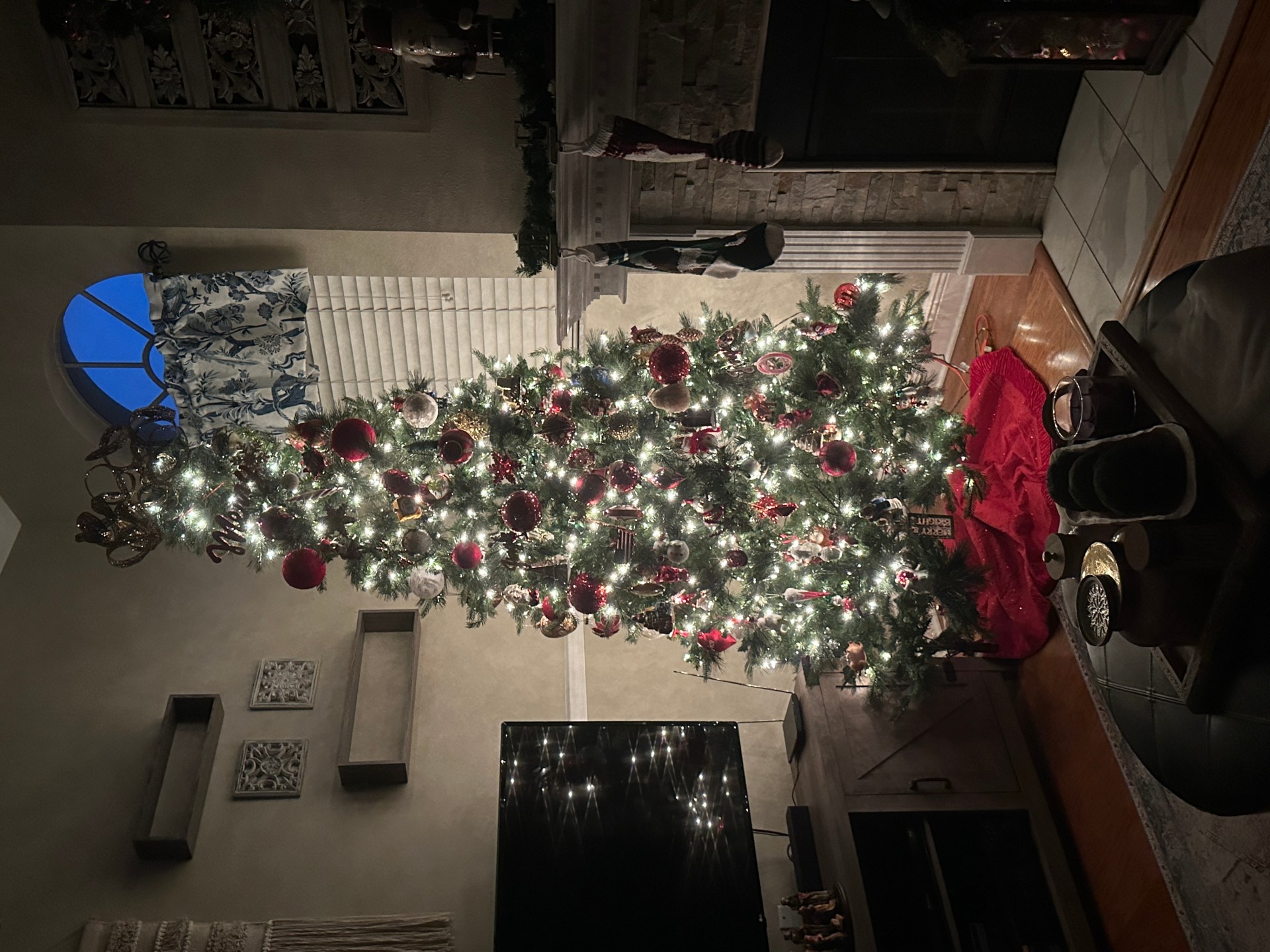 Friday Favorites - Feelin Festive